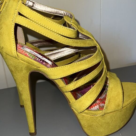 Qupid lime green cut out platforms size 9 - Picture 12 of 13